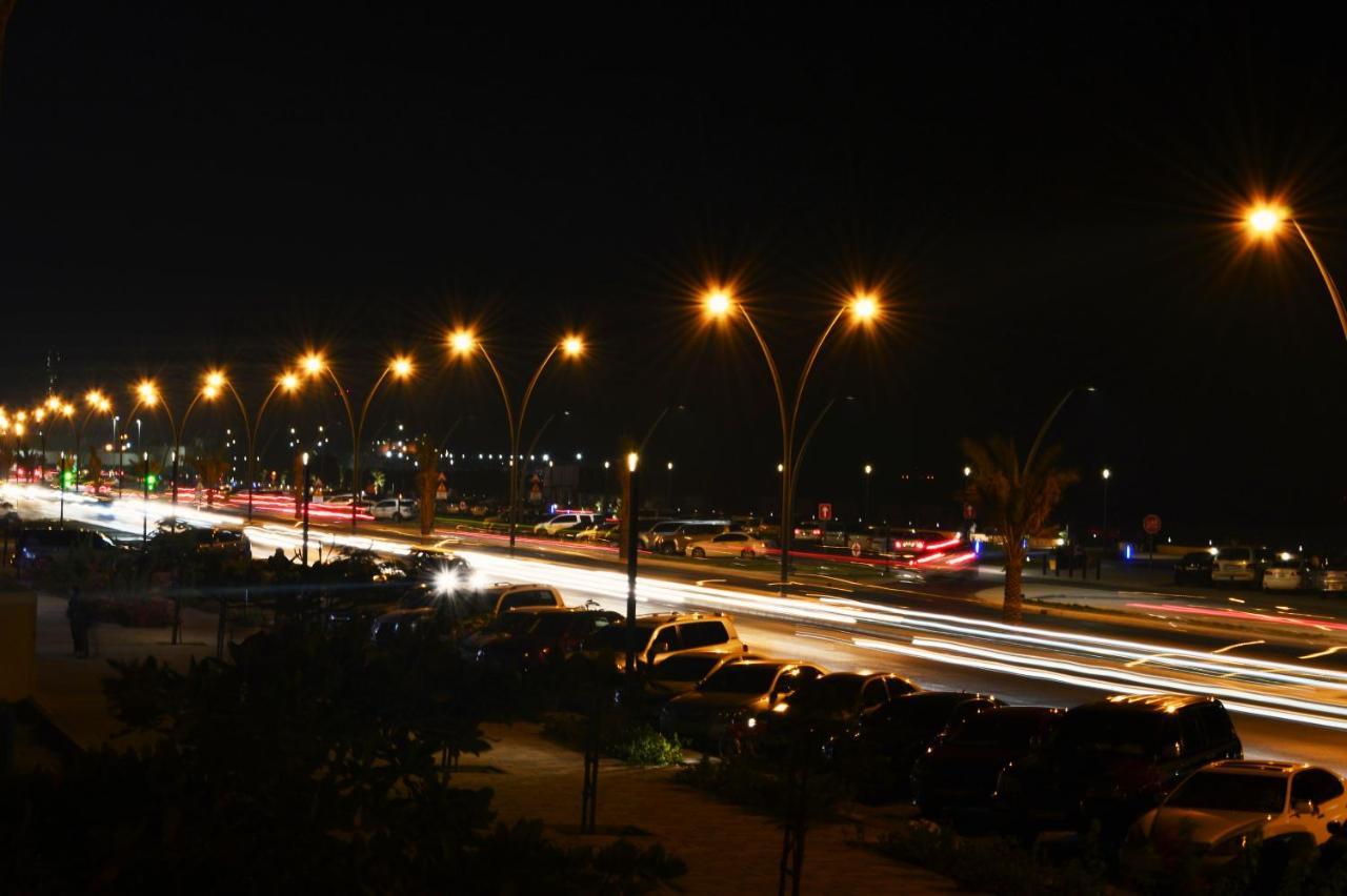 Al Corniche Hotel Sharjah Ngoại thất bức ảnh