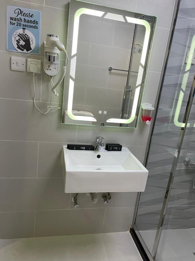 Al Corniche Hotel Sharjah Ngoại thất bức ảnh