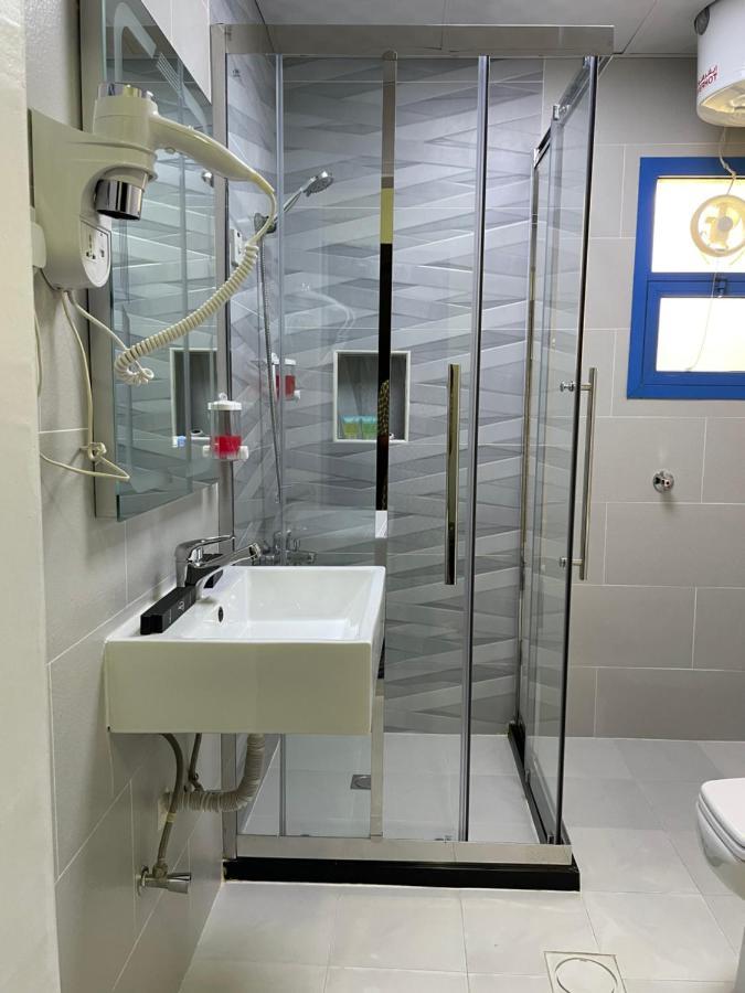 Al Corniche Hotel Sharjah Ngoại thất bức ảnh